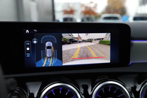 Mercedes-Benz A-Klasse 250e AMG | 218PK | Keyless-go | Sfeerverlichting | Widescreen | Stuurwielverw. | ACC | Standkachel | 2025.