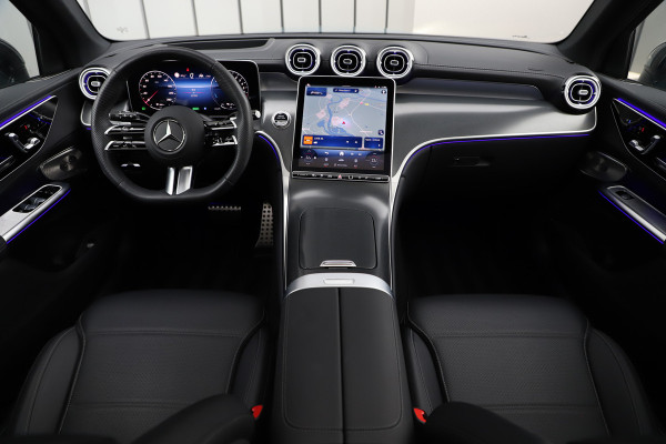 Mercedes-Benz GLC 300e AMG 4-Matic | 313PK | Massage | Head-up | Pano | Burmester | Sfeerverlichting | Stuurwielverw. | Distronic | Trekhaak | 202