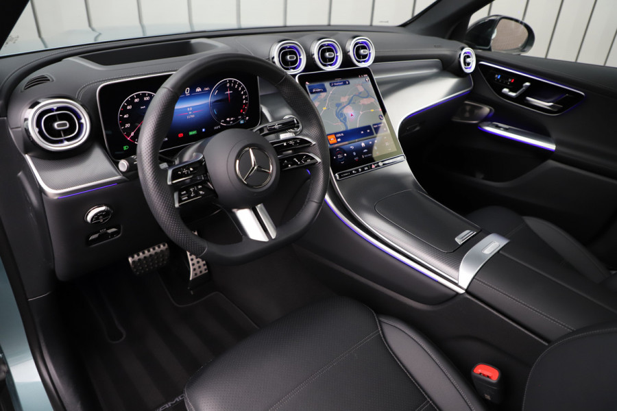 Mercedes-Benz GLC 300e AMG 4-Matic | 313PK | Massage | Head-up | Pano | Burmester | Sfeerverlichting | Stuurwielverw. | Distronic | Trekhaak | 202