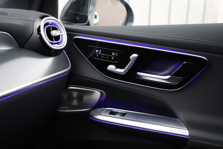 Mercedes-Benz GLC 300e AMG 4-Matic | 313PK | Massage | Head-up | Pano | Burmester | Sfeerverlichting | Stuurwielverw. | Distronic | Trekhaak | 202