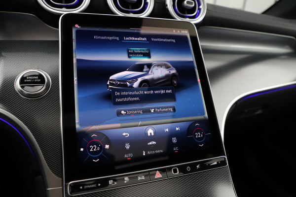 Mercedes-Benz GLC 300e AMG 4-Matic | 313PK | Massage | Head-up | Pano | Burmester | Sfeerverlichting | Stuurwielverw. | Distronic | Trekhaak | 202