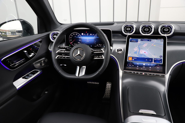 Mercedes-Benz GLC 300e AMG 4-Matic | 313PK | Massage | Head-up | Pano | Burmester | Sfeerverlichting | Stuurwielverw. | Distronic | Trekhaak | 202