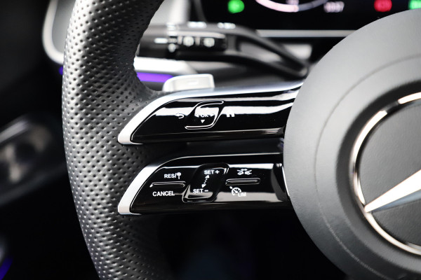 Mercedes-Benz GLC 300e AMG 4-Matic | 313PK | Massage | Head-up | Pano | Burmester | Sfeerverlichting | Stuurwielverw. | Distronic | Trekhaak | 202