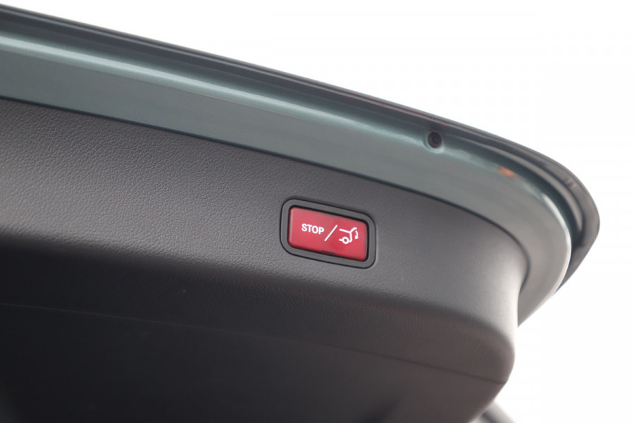 Mercedes-Benz GLC 300e AMG 4-Matic | 313PK | Massage | Head-up | Pano | Burmester | Sfeerverlichting | Stuurwielverw. | Distronic | Trekhaak | 202