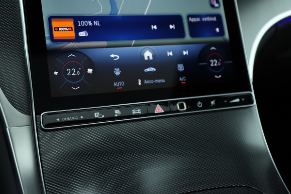 Mercedes-Benz GLC 300e AMG 4-Matic | 313PK | Massage | Head-up | Pano | Burmester | Sfeerverlichting | Stuurwielverw. | Distronic | Trekhaak | 202