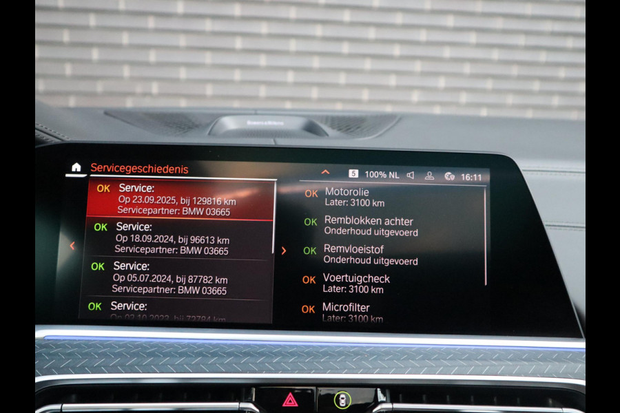 BMW X6 xDrive40i High Executive M Sport Pakket Automaat / Live Cockpit Professional / Panoramadak / Trekhaak / Bowers & Wilkins / Integrale Actieve Besturing / M Sportremsysteem / Driving Assistant Professional / Laserlicht / Iconic Glow / Comfortstoelen met massage  / 22 Inch/