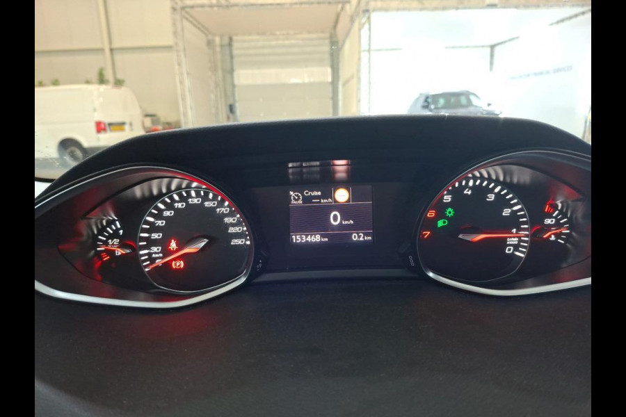 Peugeot 308 SW 1.2 PureTech Executive | Trekhaak | Navi | LMV |