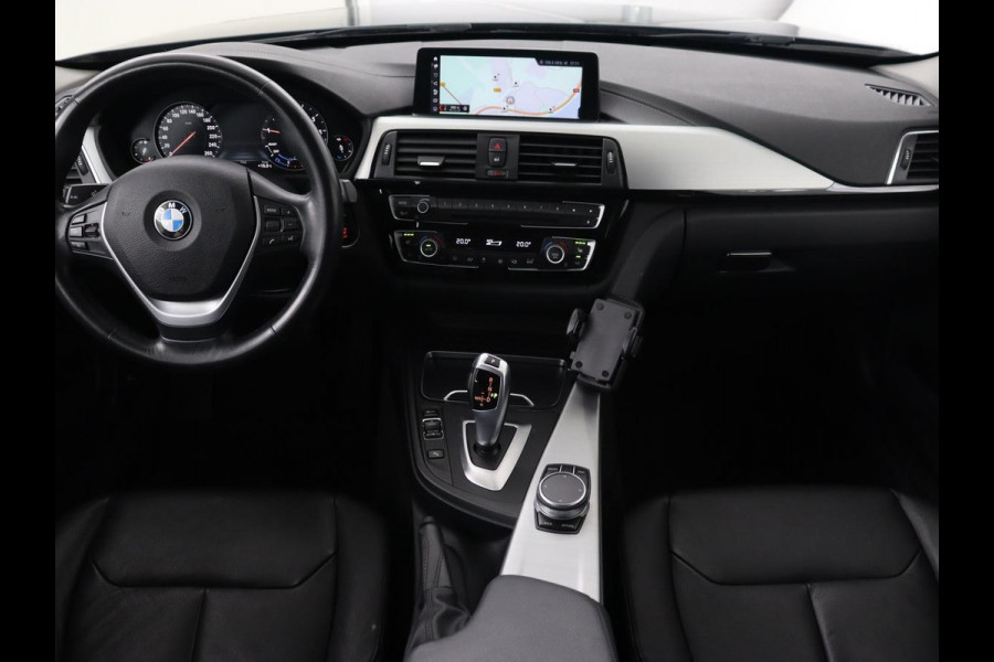 BMW 3 Serie 318i Luxury Edition | Leder | Stoelverwarming | Full LED | Navigatie | Parkeerhulp | Climate control | Bluetooth | Cruise control