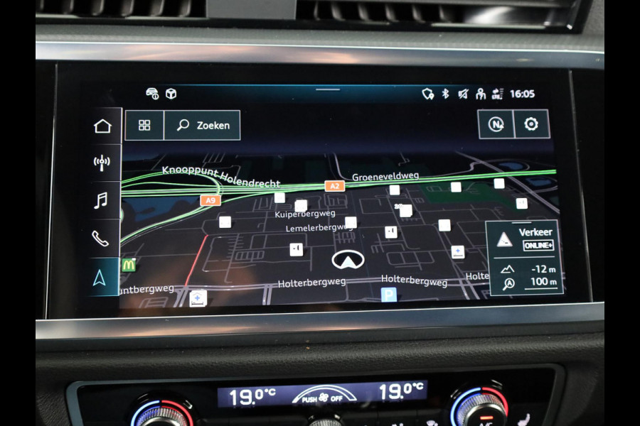 Audi Q3 35 TFSI Advanced Edition 150 pk S-tronic | Verlengde garantie | Navigatie | Gratis Winterset | Achteruitrijcamera | LED koplampen | Stoelverwarming |