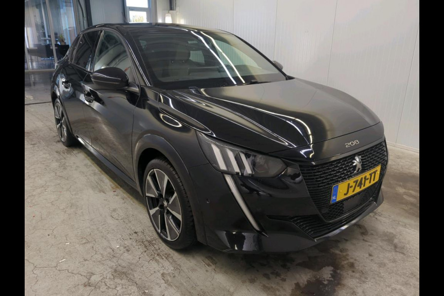 Peugeot e-208 EV GT 350 50 kWh | Panorama | Carplay | Camera |