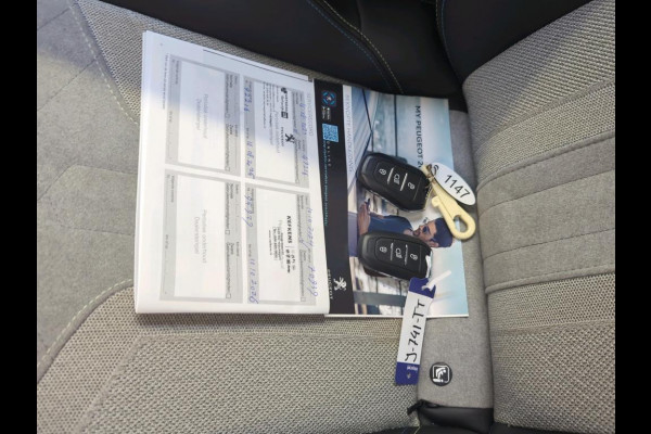 Peugeot e-208 EV GT 350 50 kWh | Panorama | Carplay | Camera |