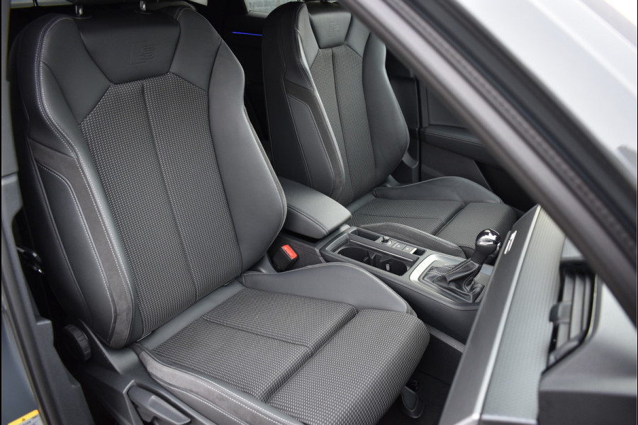 Audi Q3 Sportback 45 TFSI e S-Line 245 Pk Navi Leder Sfeer Keyless Trekhaak Matrix Nano Grijs Metallic