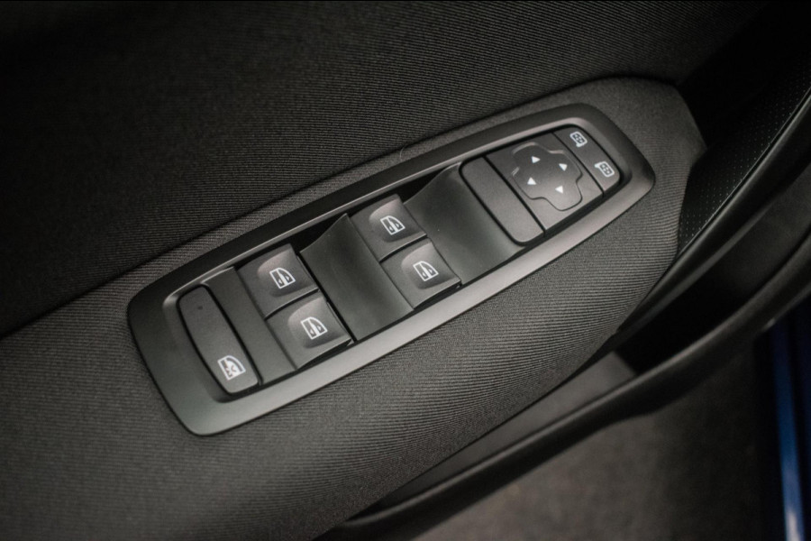 Renault MEGANE Estate 1.3 TCe Limited [ Keyless Carplay Trekhaak LED 1e Eigenaar ]