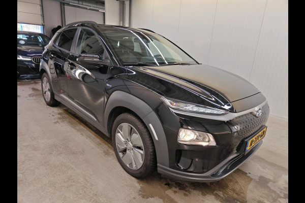Hyundai Kona EV Fashion 64 kWh | Trekhaak | Navi | Carplay |