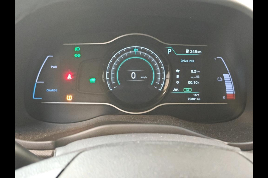 Hyundai Kona EV Fashion 64 kWh | Trekhaak | Navi | Carplay |
