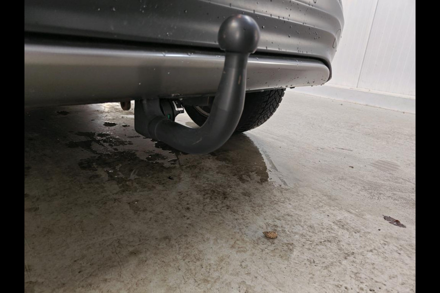 Hyundai Kona EV Fashion 64 kWh | Trekhaak | Navi | Carplay |