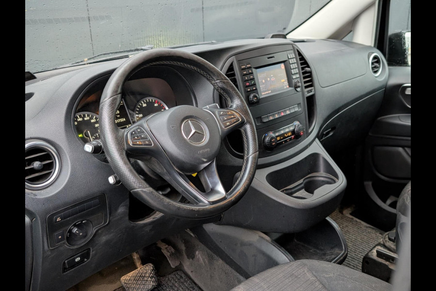 Mercedes-Benz Vito 116CDI LANG DUBBELE CABINE AUTOMAAT LED 2X SCHUIFDEUREN CRUISE CLIMATE CONTROL PDC CAMERA TREKHAAK