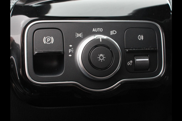 Mercedes-Benz CLA-Klasse Shooting Brake 250 e PHEV Progesive Automaat Navigatie Climate Control Camera Electrisch bedienbare achterklep verwarmbare voorstoelen Adaptive Cruise Control | Dab