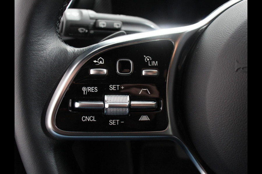 Mercedes-Benz CLA-Klasse Shooting Brake 250 e PHEV Progesive Automaat Navigatie Climate Control Camera Electrisch bedienbare achterklep verwarmbare voorstoelen Adaptive Cruise Control | Dab