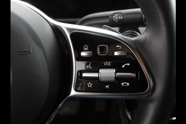 Mercedes-Benz CLA-Klasse Shooting Brake 250 e PHEV Progesive Automaat Navigatie Climate Control Camera Electrisch bedienbare achterklep verwarmbare voorstoelen Adaptive Cruise Control | Dab