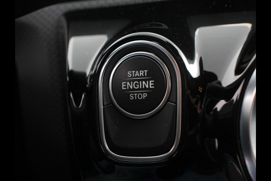 Mercedes-Benz CLA-Klasse Shooting Brake 250 e PHEV Progesive Automaat Navigatie Climate Control Camera Electrisch bedienbare achterklep verwarmbare voorstoelen Adaptive Cruise Control | Dab