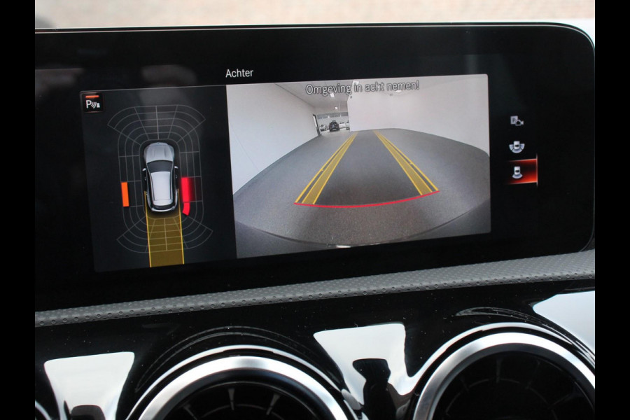 Mercedes-Benz CLA-Klasse Shooting Brake 250 e PHEV Progesive Automaat Navigatie Climate Control Camera Electrisch bedienbare achterklep verwarmbare voorstoelen Adaptive Cruise Control | Dab
