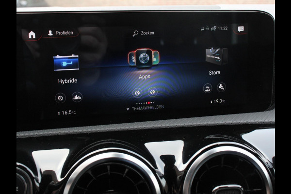 Mercedes-Benz CLA-Klasse Shooting Brake 250 e PHEV Progesive Automaat Navigatie Climate Control Camera Electrisch bedienbare achterklep verwarmbare voorstoelen Adaptive Cruise Control | Dab