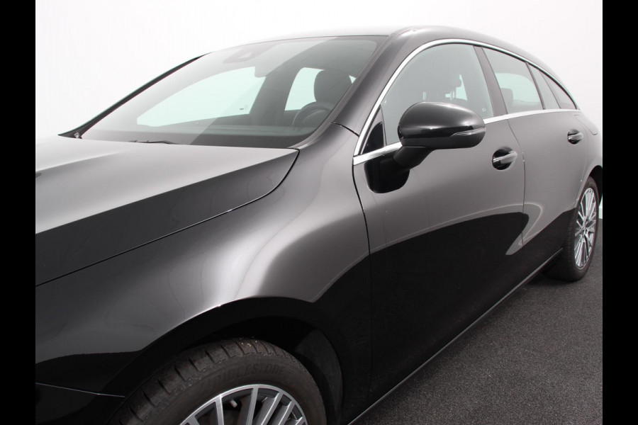 Mercedes-Benz CLA-Klasse Shooting Brake 250 e PHEV Progesive Automaat Navigatie Climate Control Camera Electrisch bedienbare achterklep verwarmbare voorstoelen Adaptive Cruise Control | Dab