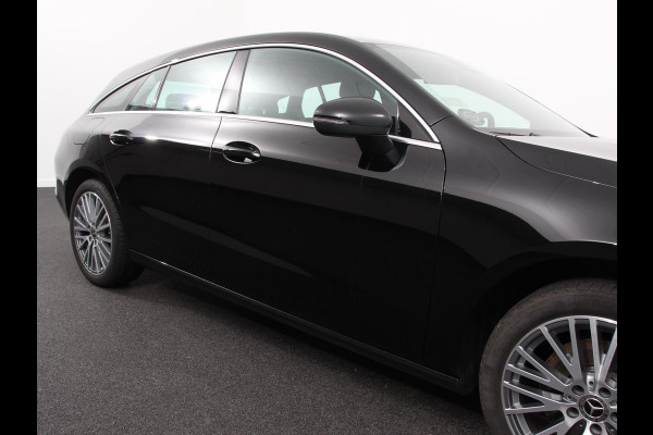 Mercedes-Benz CLA-Klasse Shooting Brake 250 e PHEV Progesive Automaat Navigatie Climate Control Camera Electrisch bedienbare achterklep verwarmbare voorstoelen Adaptive Cruise Control | Dab