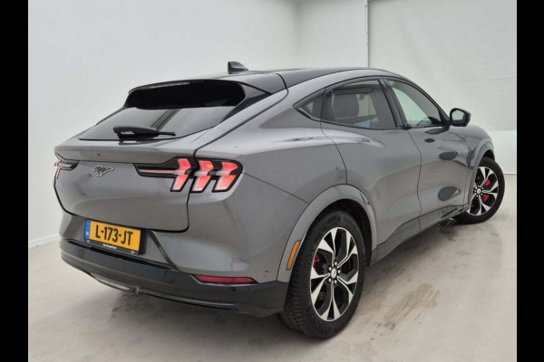 Ford Mustang Mach-E Extended First Edition AWD 98 kWh | Trekhaak | Leder | Navi | B&O Sound | 360 Camera |