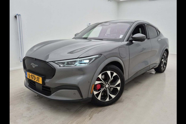 Ford Mustang Mach-E Extended First Edition AWD 98 kWh | Trekhaak | Leder | Navi | B&O Sound | 360 Camera |