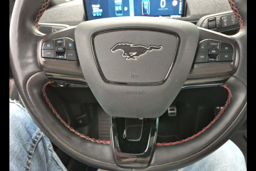 Ford Mustang Mach-E Extended First Edition AWD 98 kWh | Trekhaak | Leder | Navi | B&O Sound | 360 Camera |