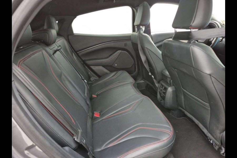 Ford Mustang Mach-E Extended First Edition AWD 98 kWh | Trekhaak | Leder | Navi | B&O Sound | 360 Camera |