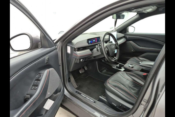 Ford Mustang Mach-E Extended First Edition AWD 98 kWh | Trekhaak | Leder | Navi | B&O Sound | 360 Camera |