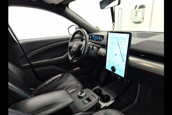 Ford Mustang Mach-E Extended First Edition AWD 98 kWh | Trekhaak | Leder | Navi | B&O Sound | 360 Camera |