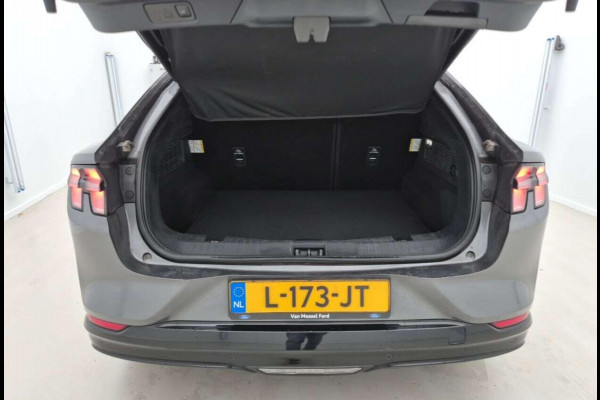 Ford Mustang Mach-E Extended First Edition AWD 98 kWh | Trekhaak | Leder | Navi | B&O Sound | 360 Camera |