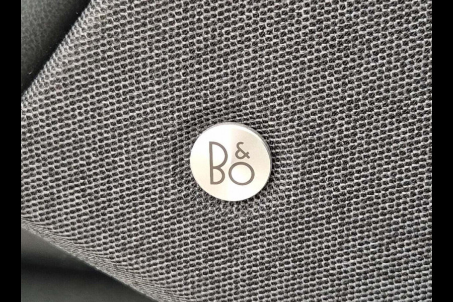 Ford Mustang Mach-E Extended First Edition AWD 98 kWh | Trekhaak | Leder | Navi | B&O Sound | 360 Camera |