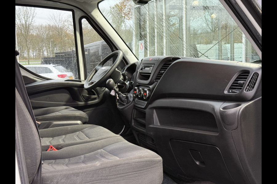 Iveco Daily 35C16V 2.3 410 Bakwagen | Dubbel lucht | Cruisec. | Airco