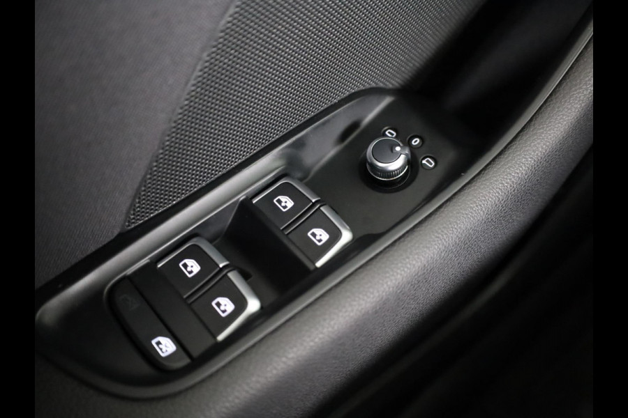 Audi A3 Sportback 40 e-tron Advance Sport 204pk |