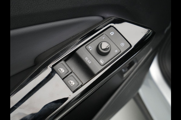 Volkswagen ID.4 Pro Business 77 kWh 286pk Navigatie Camera Stoelverwarming Acc 221