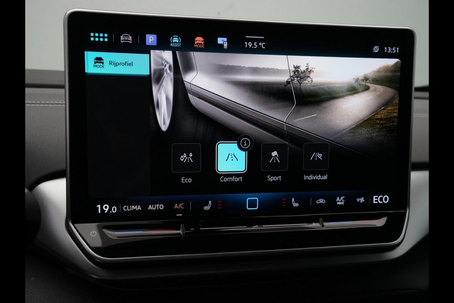 Volkswagen ID.4 Pro Business 77 kWh 286pk Navigatie Camera Stoelverwarming Acc 221