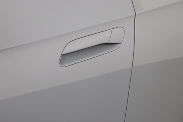 Volkswagen ID.4 Life 77 kWh|SOH 92%|Stoel-/stuurverwarming|ACC