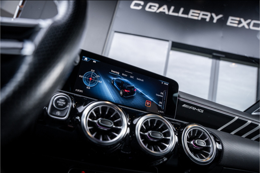 Mercedes-Benz A-Klasse AMG A35 4MATIC - Panorama | Burmester | Keyless | Camera | Stoelverwarming