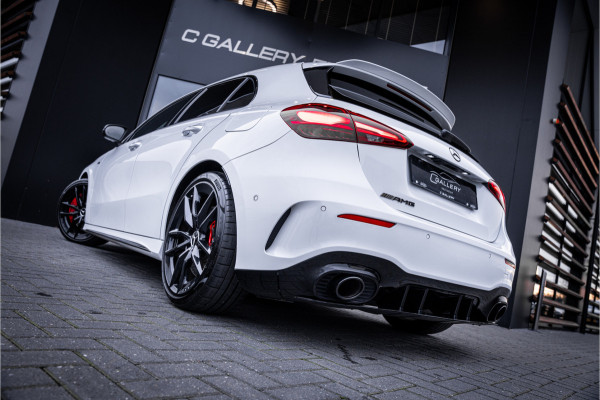 Mercedes-Benz A-Klasse AMG A35 4MATIC - Panorama | Burmester | Keyless | Camera | Stoelverwarming