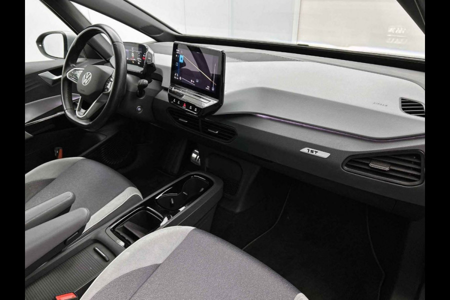 Volkswagen ID.3 First Plus 58 kWh | Stoelverwarming | Stuurverwarming | Camera | Adaptive Cruise Control | Navigatie | Standkachel | Keyless | Parkeersensoren | LED | Apple Carplay | BTW |