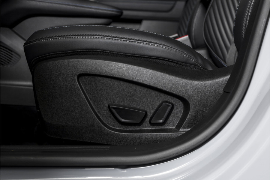 Renault Captur 1.3 mild hybrid 160 esprit Alpine - Automaat | Dig. Cockpit | Adapt. Cruise | Stoel-+Stuurverw. | PDC | Camera | NAV + App. Connect | ECC | LM 19" | 4291