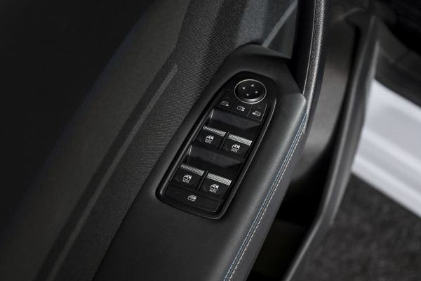 Renault Captur 1.3 mild hybrid 160 esprit Alpine - Automaat | Dig. Cockpit | Adapt. Cruise | Stoel-+Stuurverw. | PDC | Camera | NAV + App. Connect | ECC | LM 19" | 4291