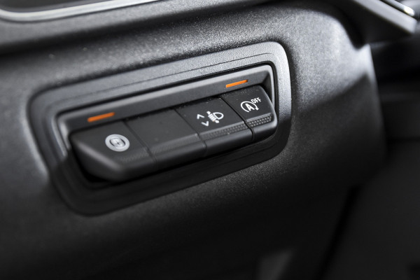 Renault Captur 1.3 mild hybrid 160 PK techno - Automaat | Dig. Cockpit | Cruise | PDC | Camera | App. Connect | ECC | DAB | LM 18" | 0035