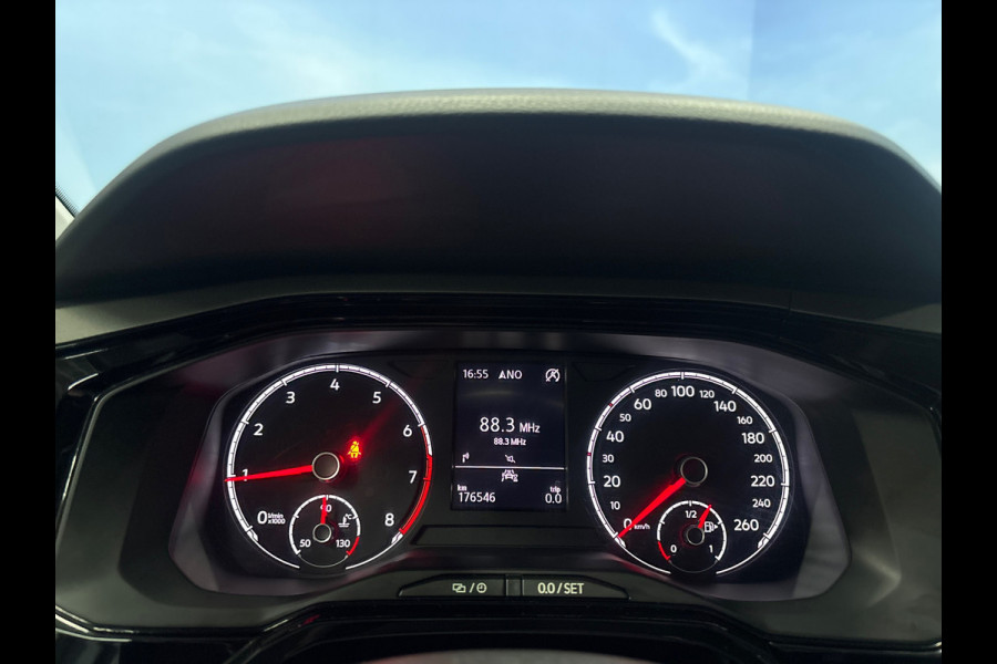 Volkswagen Polo 1.0 TSI Comfortline Business Navi | Clima | Cruise | Lichtmetaal | PDC