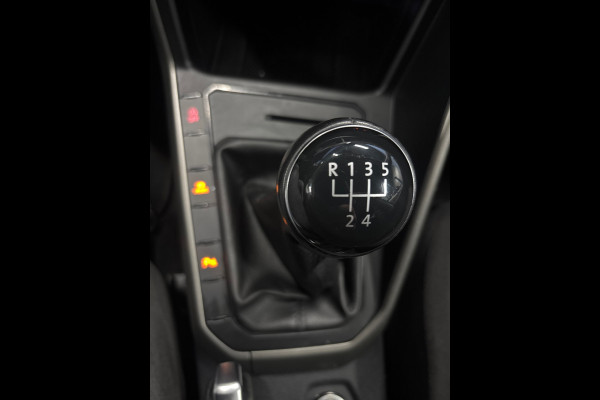 Volkswagen Polo 1.0 TSI Comfortline Business Navi | Clima | Cruise | Lichtmetaal | PDC